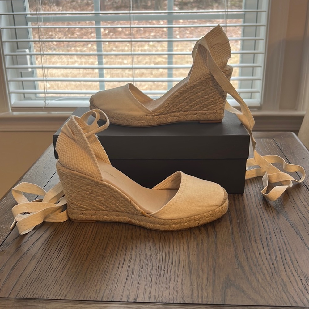 Saks Fifth Avenue Herringbone Linen Espadrille lace-up wedge sandal. Size 8